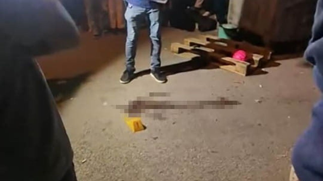 İzmir Karabağlar'da 6 yaşındaki Işıl servis otobüsünün altında kalarak hayatını kaybetti