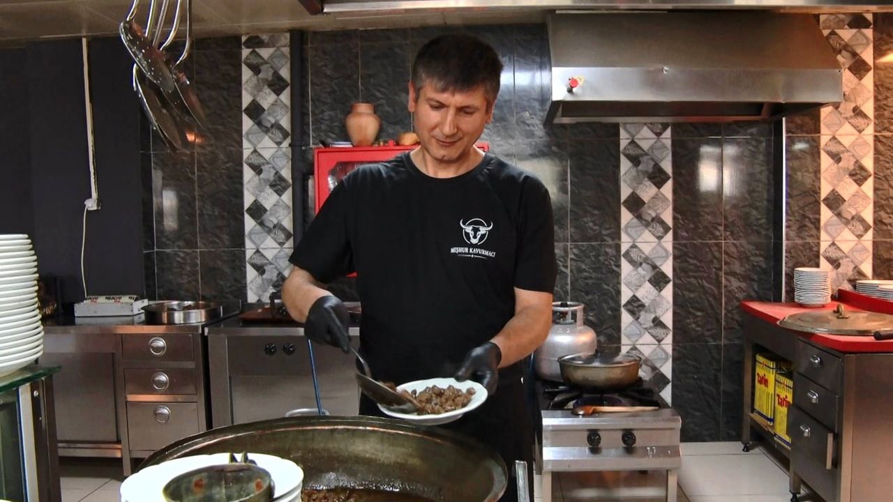 Kahramankazan kavurması: 1956'dan beri bakır tencerede pişirilen bayram lezzeti