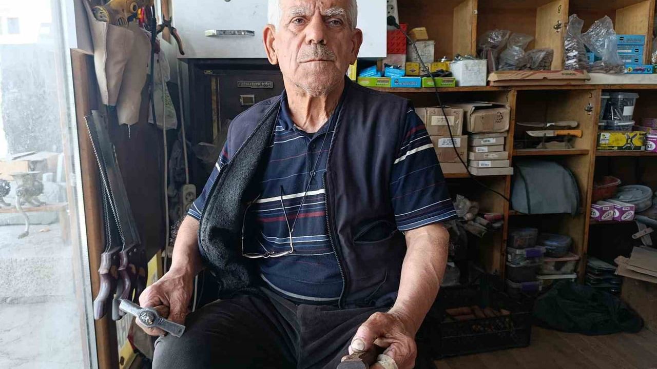Kahramanmaraş'ın Tescilli Hartlap Bıçakları Kurban Bayramı İçin Tezgahlarda