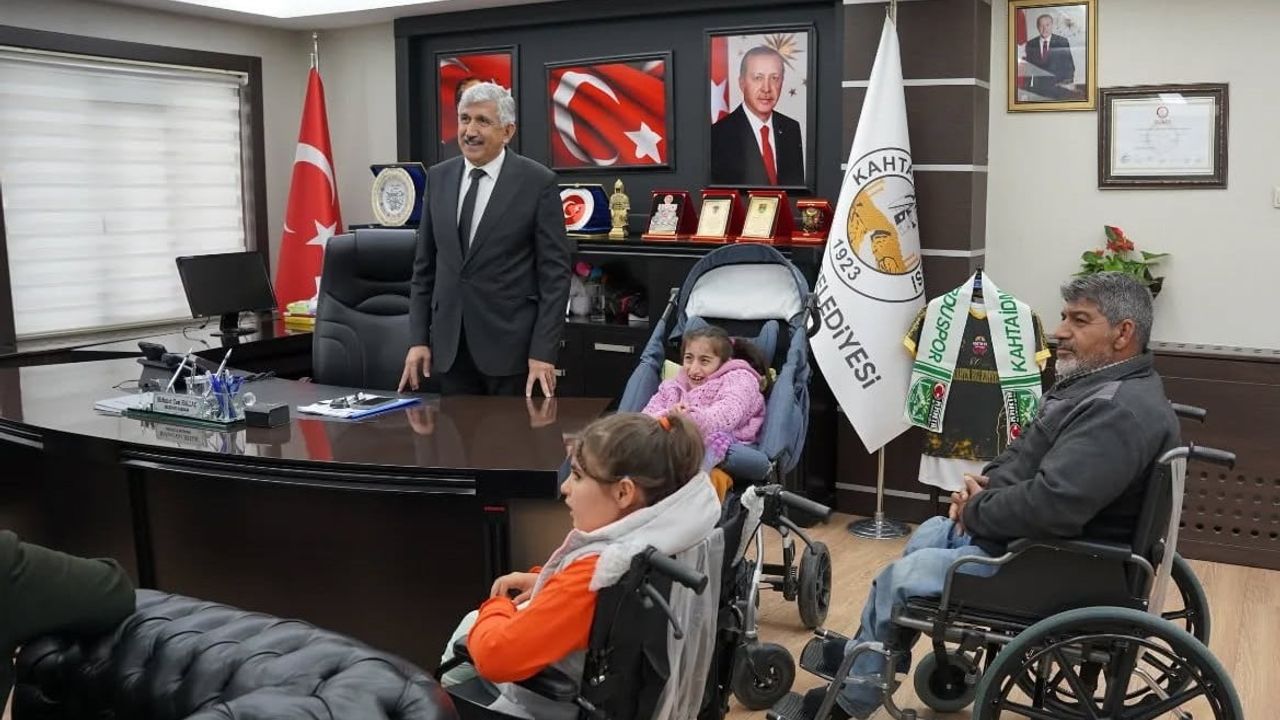 Kahta Belediye Başkanı Mehmet Can Hallaç: Engelli Kardeşlerimizin Her Zaman Yanındayız