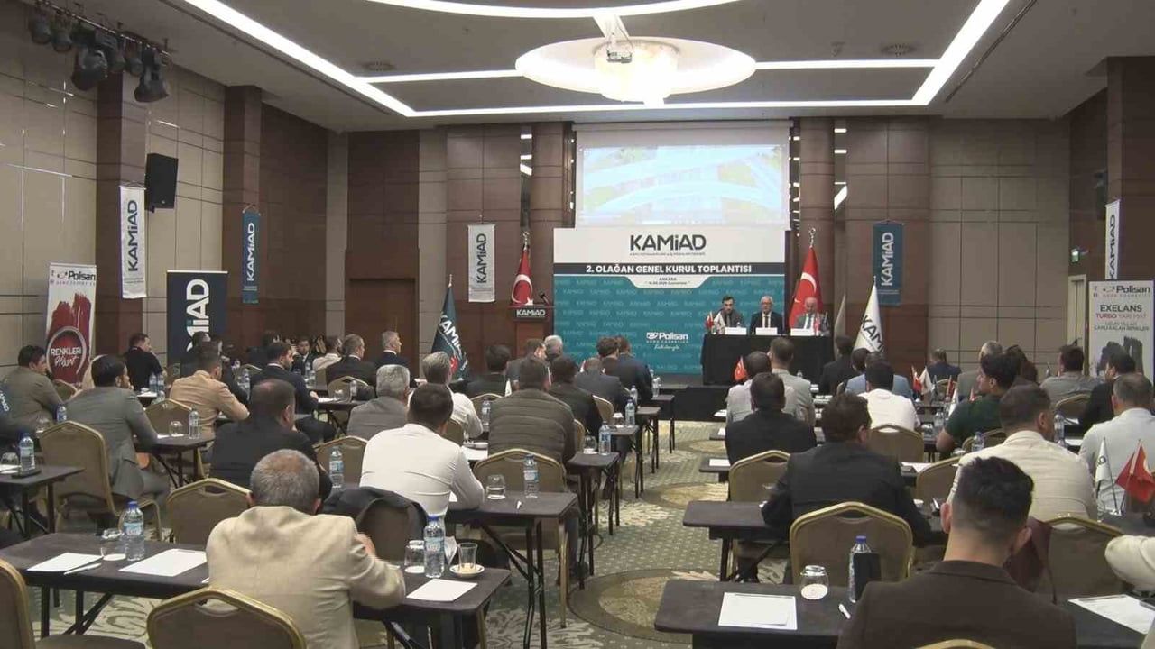 KAMİAD Genel Başkanı Adıgüzel: Kamu Yatırımlarını Yürütenler Olarak Sektörün Yapısal Sorunlarına Odaklanıyoruz