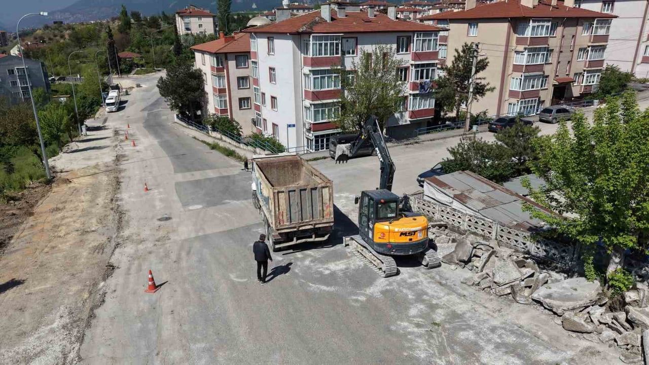 Karabük Belediyesi 5000 Evler Mahallesi'nde Kapsamlı Altyapı ve Üstyapı Dönüşümüne Başladı