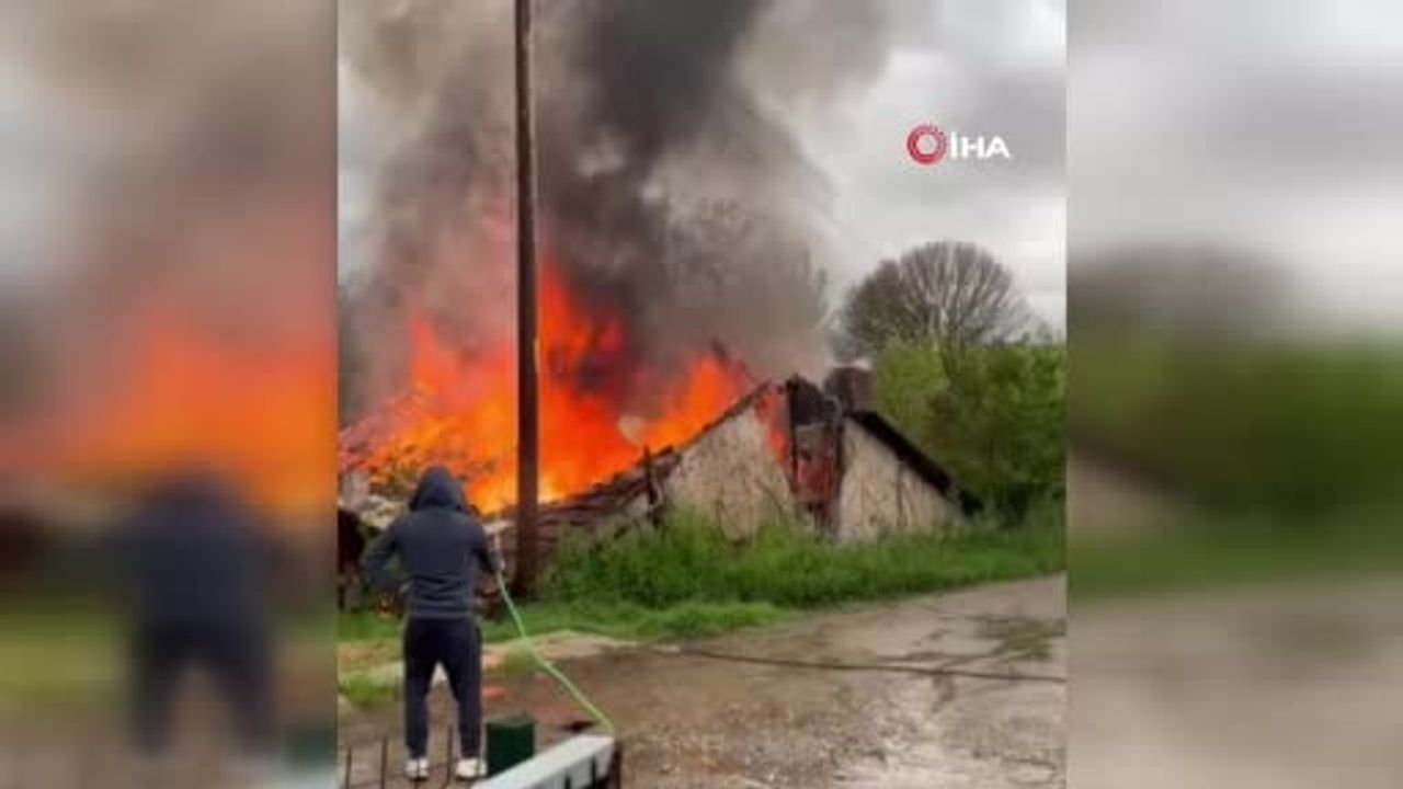 Karabük Eskipazar'da Tek Katlı Ev Yangında Kullanılamaz Hale Geldi