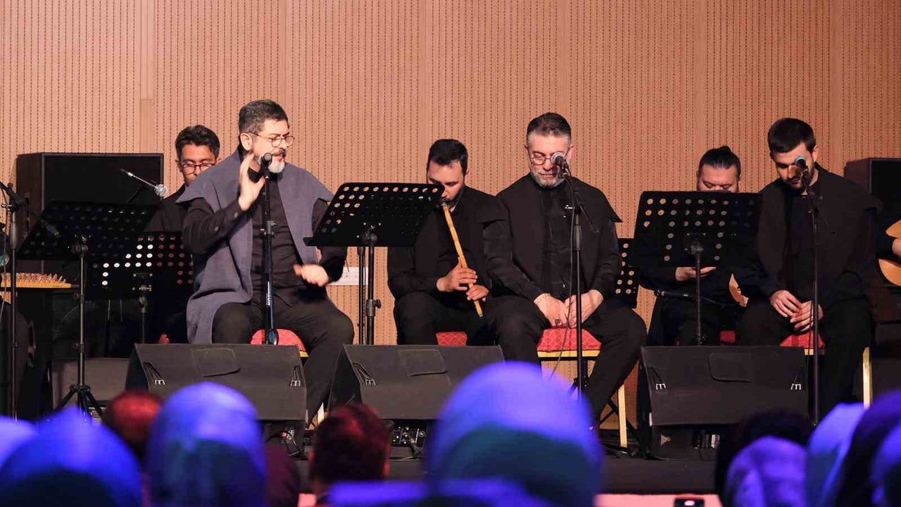 Karaman’da 749. Türk Dil Bayramı kapsamında 'Meydan Meşkleri' ile Yunus Emre anıldı