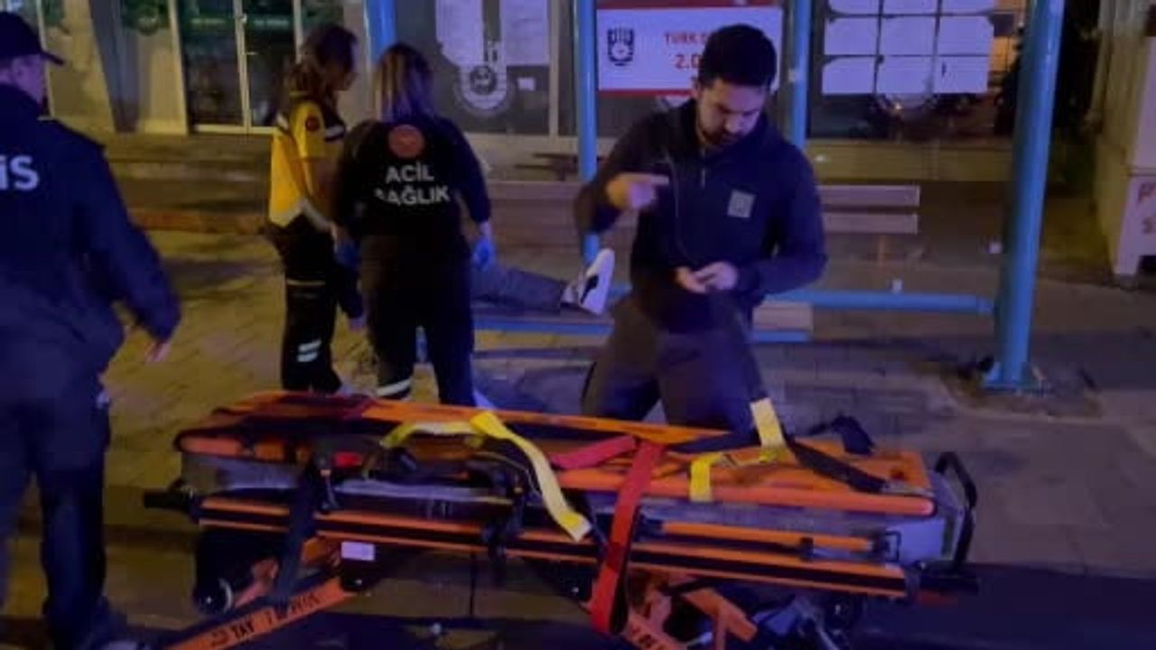 Karaman'da durakta otobüsten inen yolcuya elektrikli bisiklet çarptı: 1 yaralı