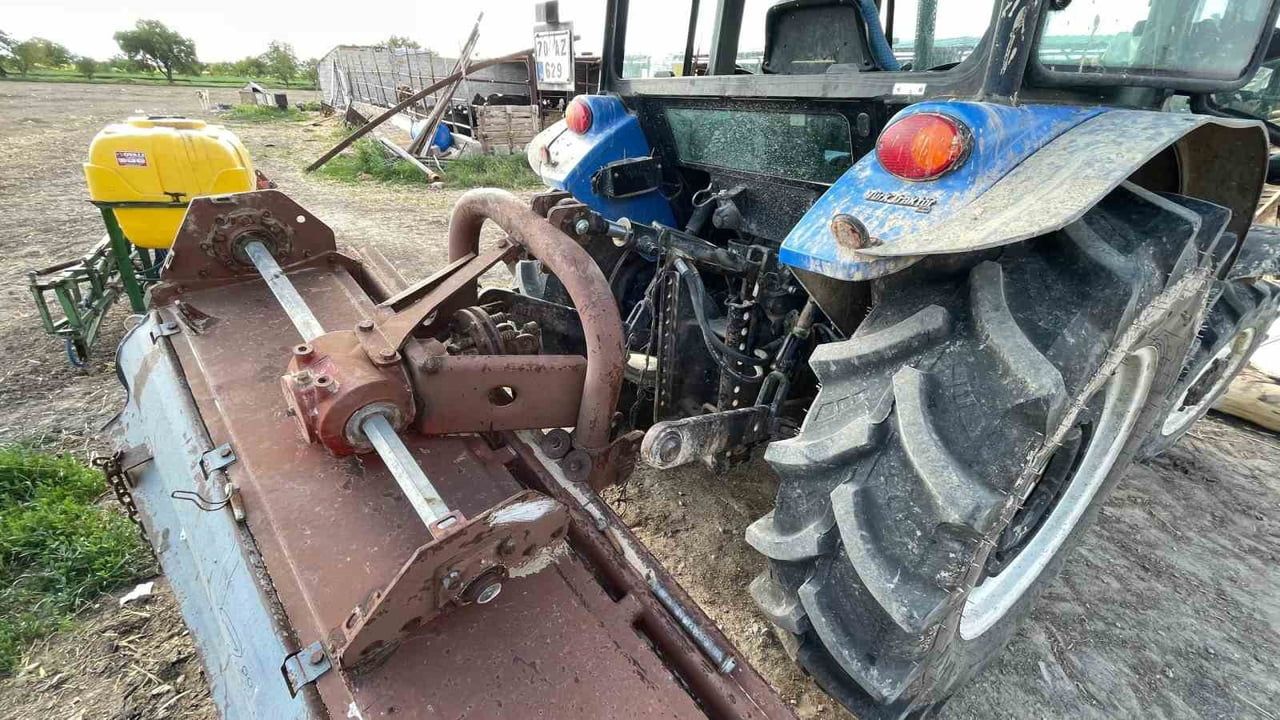Karaman’da traktör şaftına sıkışan kişi yaralandı