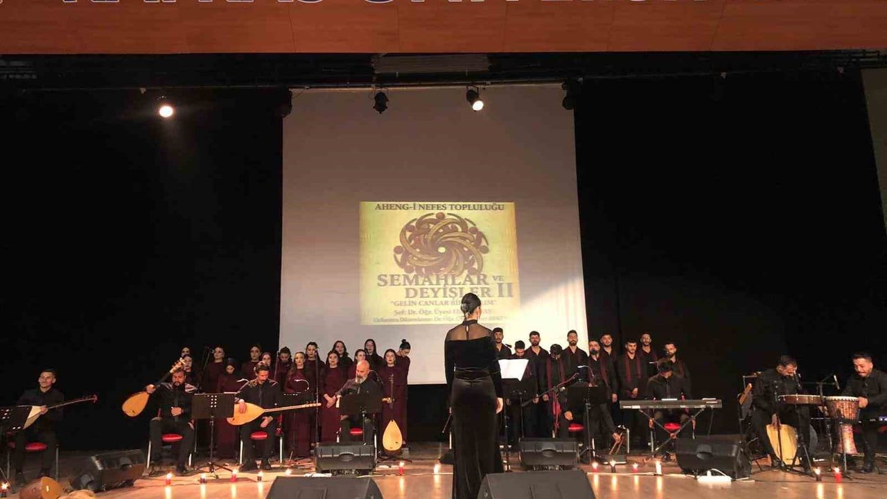 Kars'ta 'Aheng-i Nefes Topluluğu' konseri: Semahlar ve deyişlerle kültürel miras vurgusu