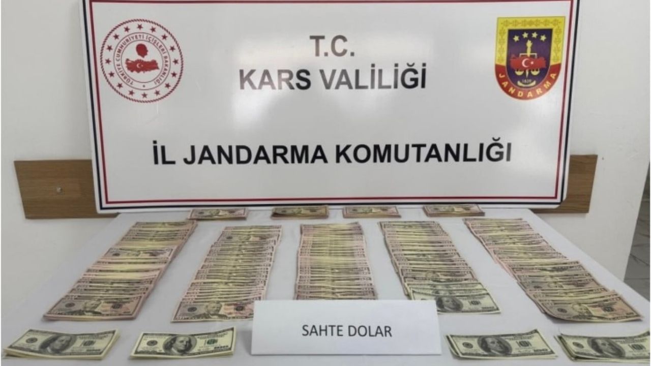 Kars’ta bayram öncesi sahte dolar operasyonu: 51 bin 400 dolar ele geçirildi
