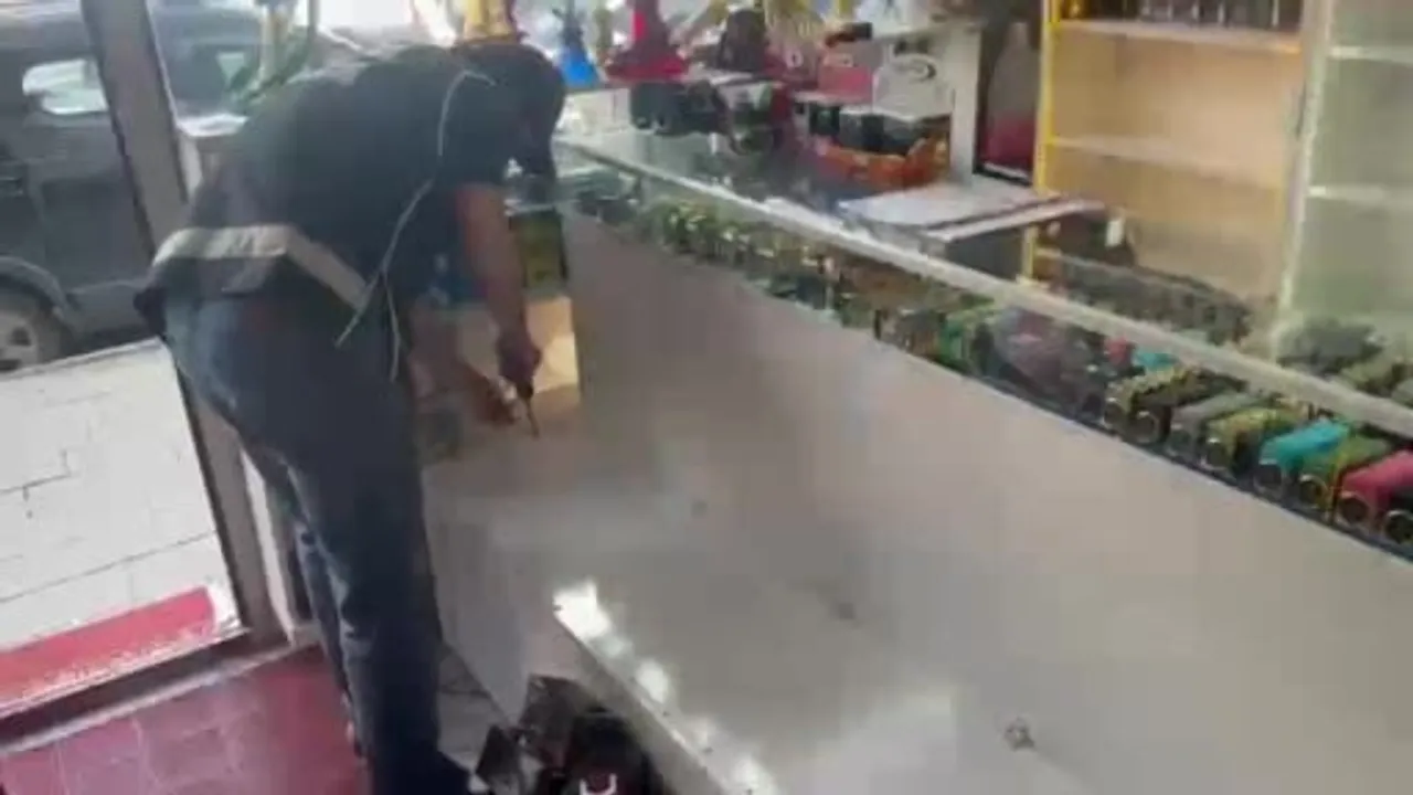 Kars'ta eş zamanlı operasyonda binlerce makaron ve kaçak sigara ele geçirildi