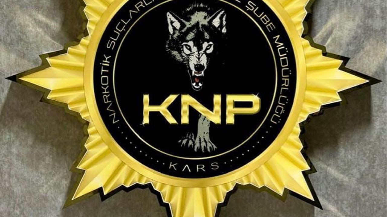 Kars’ta şafak operasyonu: 114,66 gram metamfetamin ele geçirildi, 2 şüpheli tutuklandı