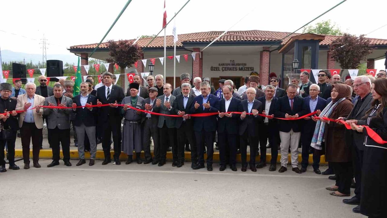 Kartepe'de açıldı: Türkiye'nin ilk Özel Çerkes Müzesi, 162 yıllık kültürel hafızayı sergiliyor