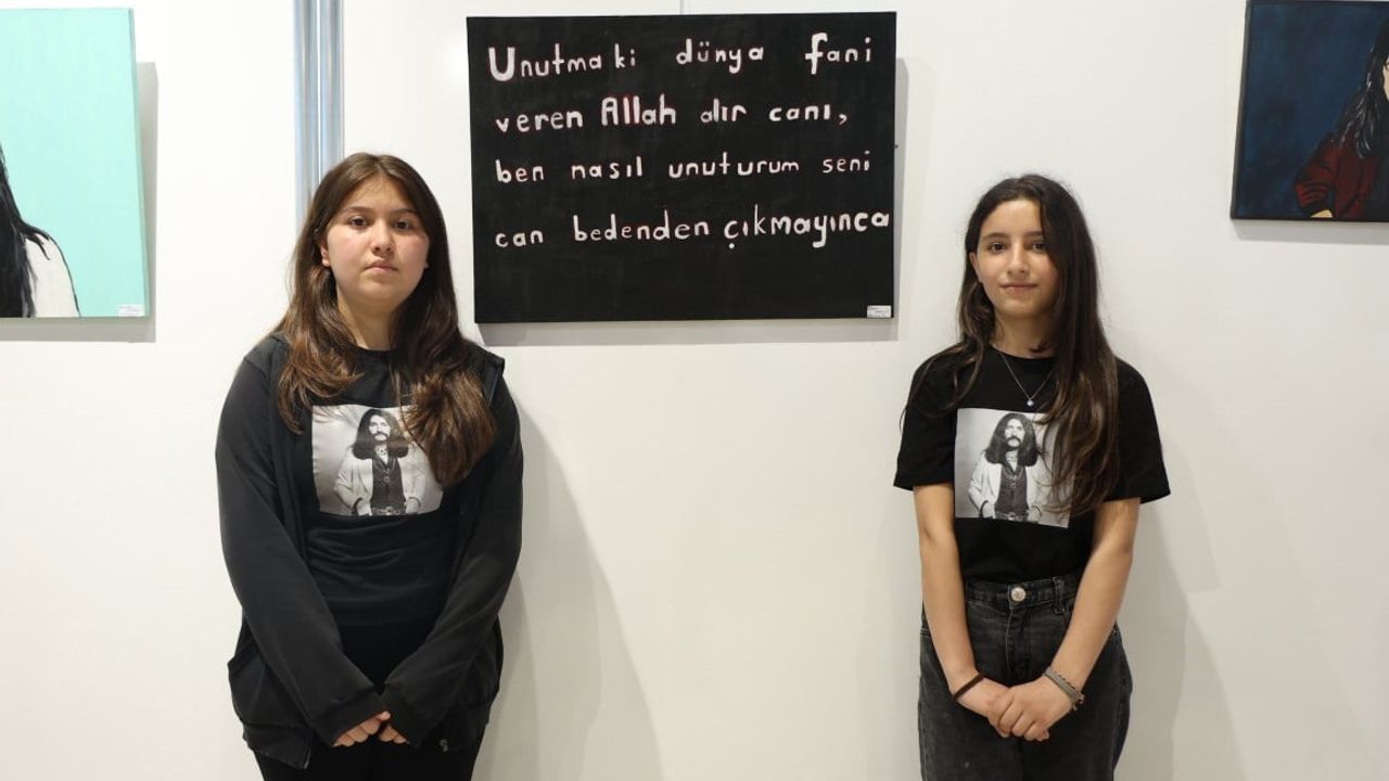 Kartepe'de Hasanpaşa Ortaokulu'ndan 'Barış Manço' temalı öğrenci sergisi