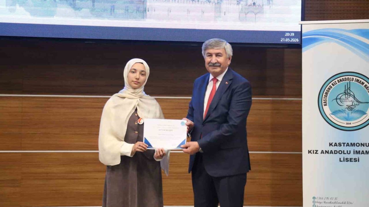 Kastamonu’da 40 Hadis-i Şerif Ezbere Okuma Yarışması — Birincisine Umre Ödülü
