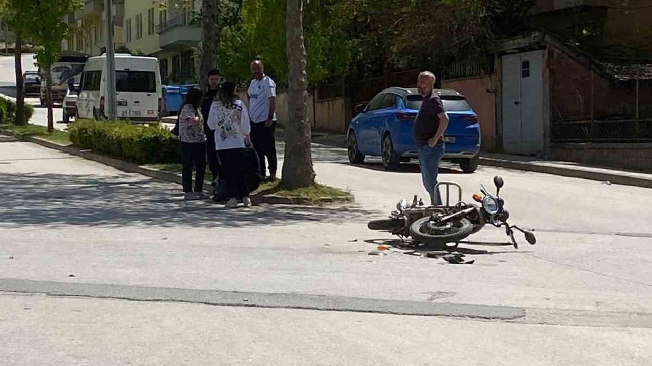 Kastamonu Taşköprü'de motosiklet kazası: 1 yaralı