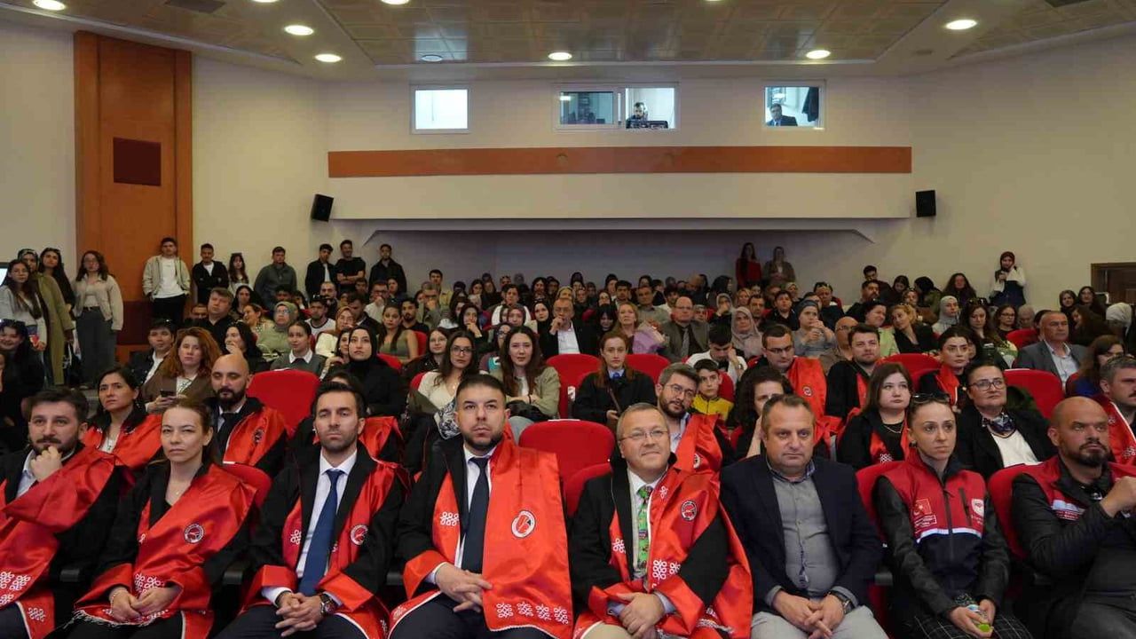 Kastamonu Üniversitesi'nde 160 veterinerlik öğrencisi beyaz önlüklerini giydi
