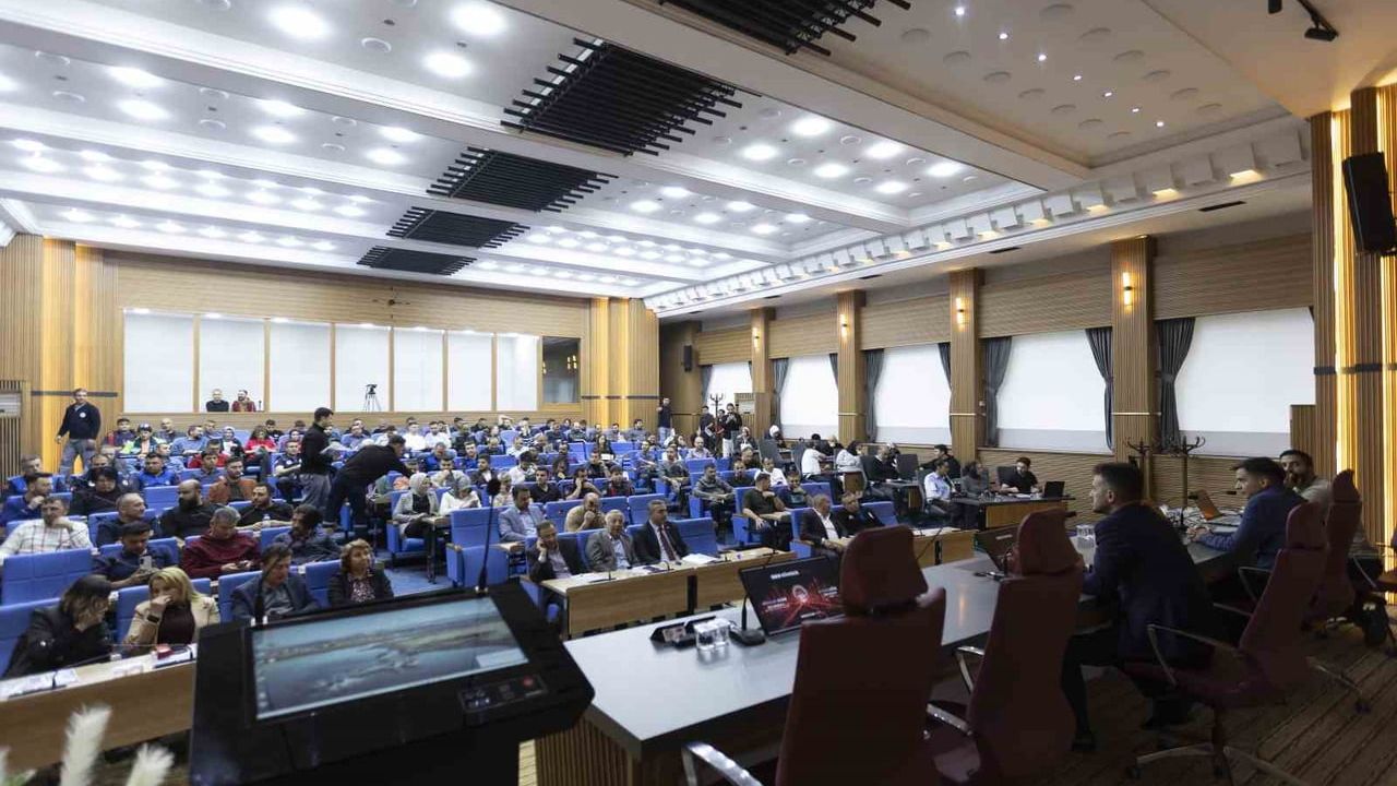 Kayseri Büyükşehir Belediyesi'nden personele Siber Güvenlik Farkındalık Eğitimi