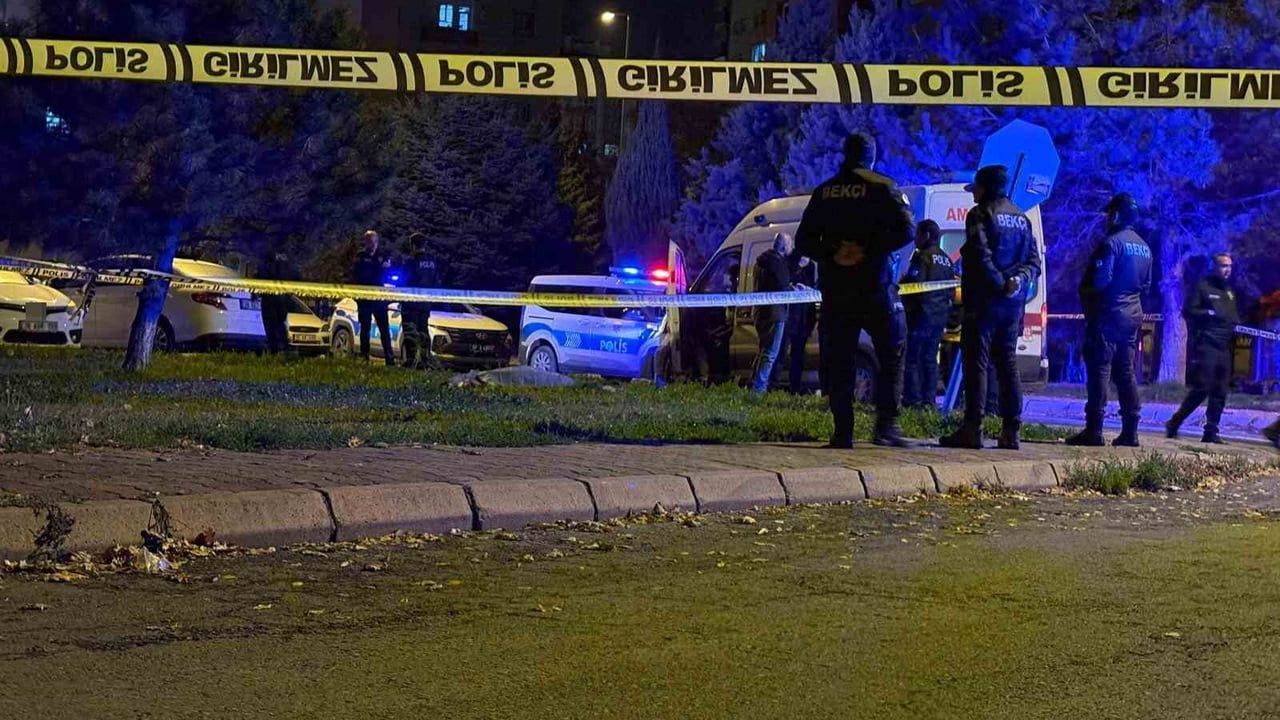 Kayseri'de boşanma aşamasındaki eşini boğazını keserek öldüren sanığa indirimsiz ağırlaştırılmış müebbet hapis