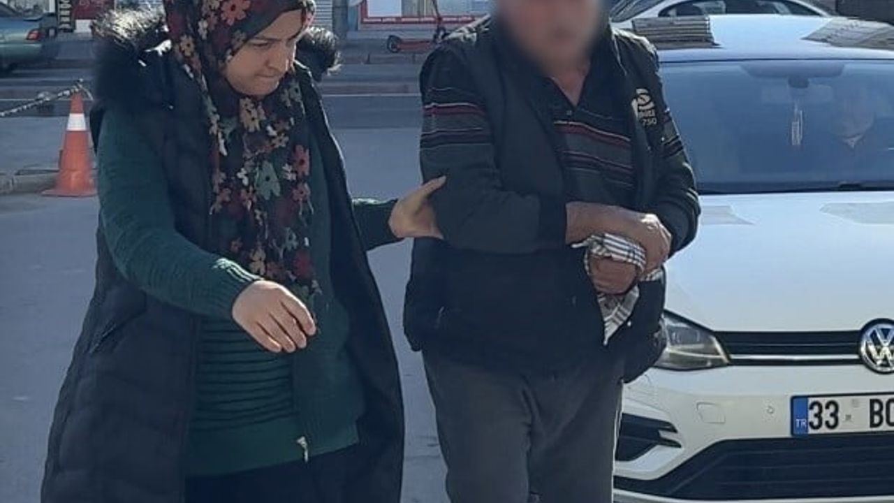 Kayseri'de Kurban Kesiminde Yaralanan Acemi Kasaplar Acil Servise Başvurdu