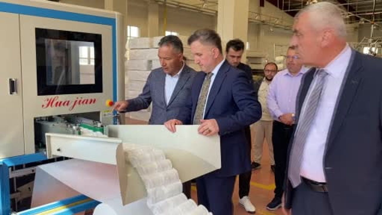 Kayseri'de tekstil lisesinde öğrenciler artık yatak yaylarını da üretecek