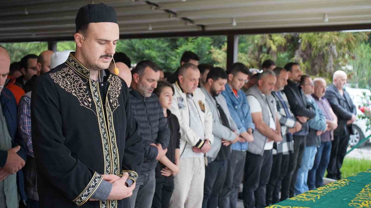 Kayseri'de yaşamını yitiren intern doktor Yusuf Kılıç Sakarya'da defnedildi