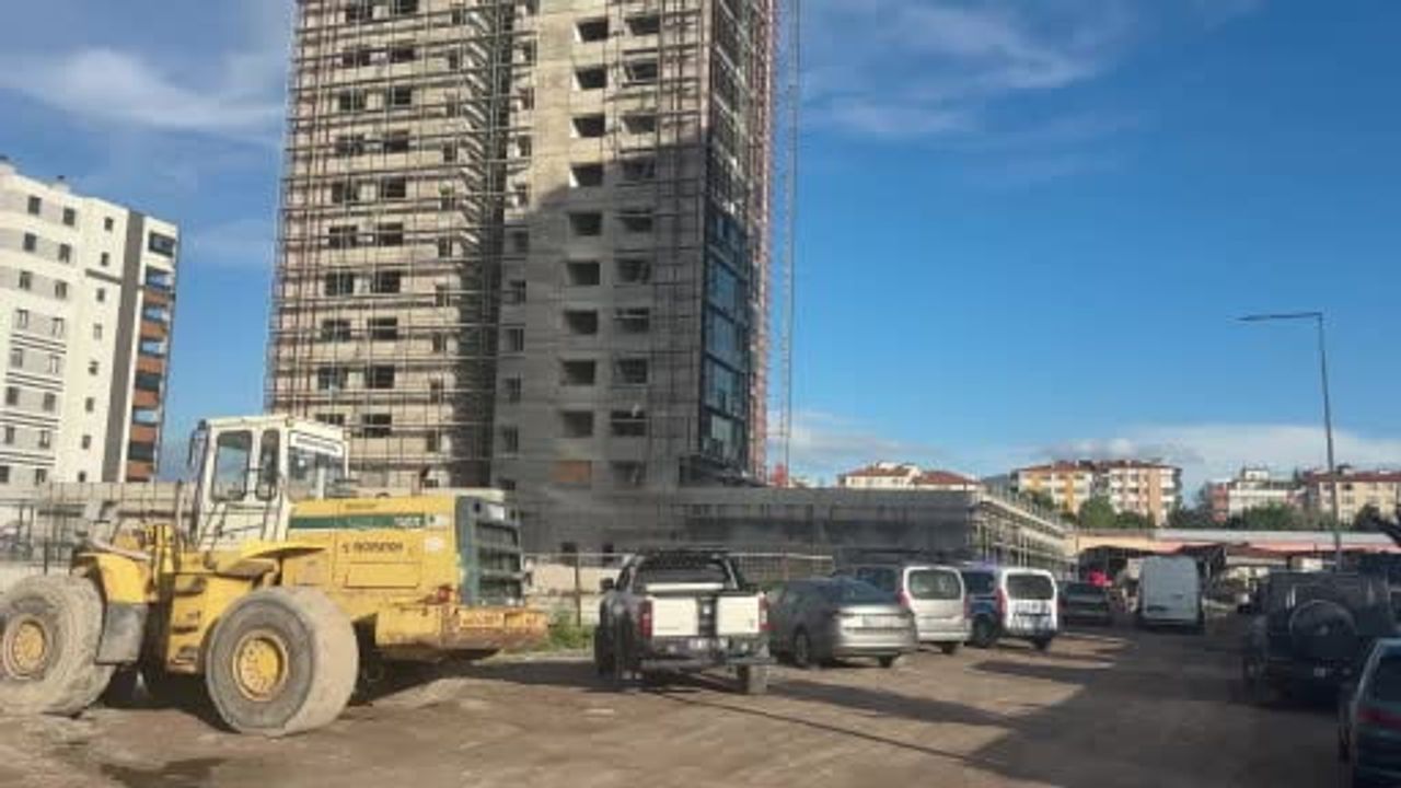 Kayseri Kocasinan'da inşaatta düşen mermer işçi F.C.'nin ölümüne neden oldu