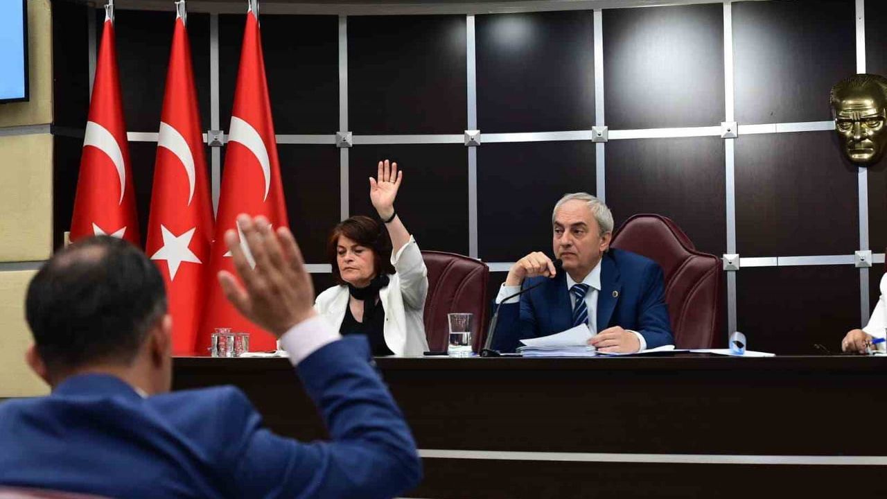 Kepez Mayıs Meclisi: 2025 Bütçe Kesin Hesabı, Etkinlik Programı ve Yeni Semt Evleri