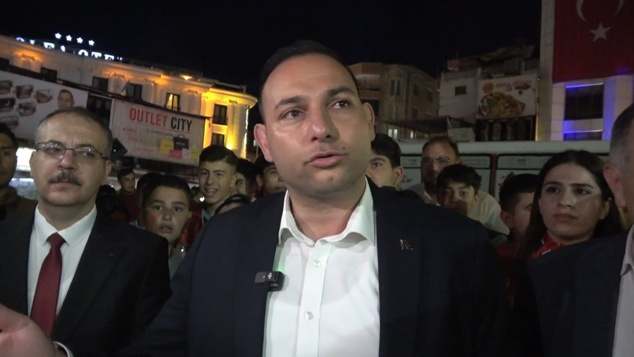 Kilis Belediye Başkanı Bilecen: Milletvekillerinin Milli Bayramlarda Törenlere Katılmasını İstiyoruz