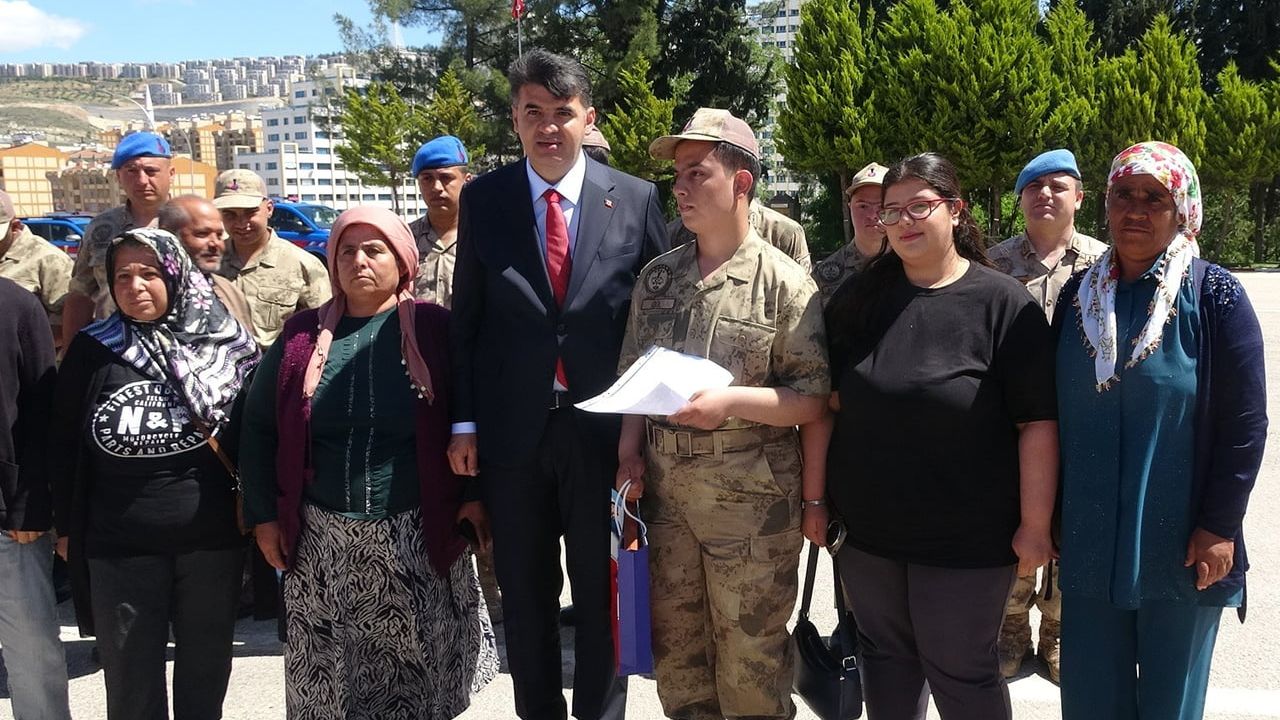 Kilis'te engelli gençler 'Temsili Askerlik Uygulaması' kapsamında bir günlüğüne asker oldu
