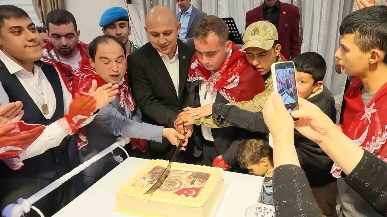 Kırıkkale’de Özel Bireyler İçin Temsili Askerlik Kına Gecesi: Duygusal Anlar ve Coşku