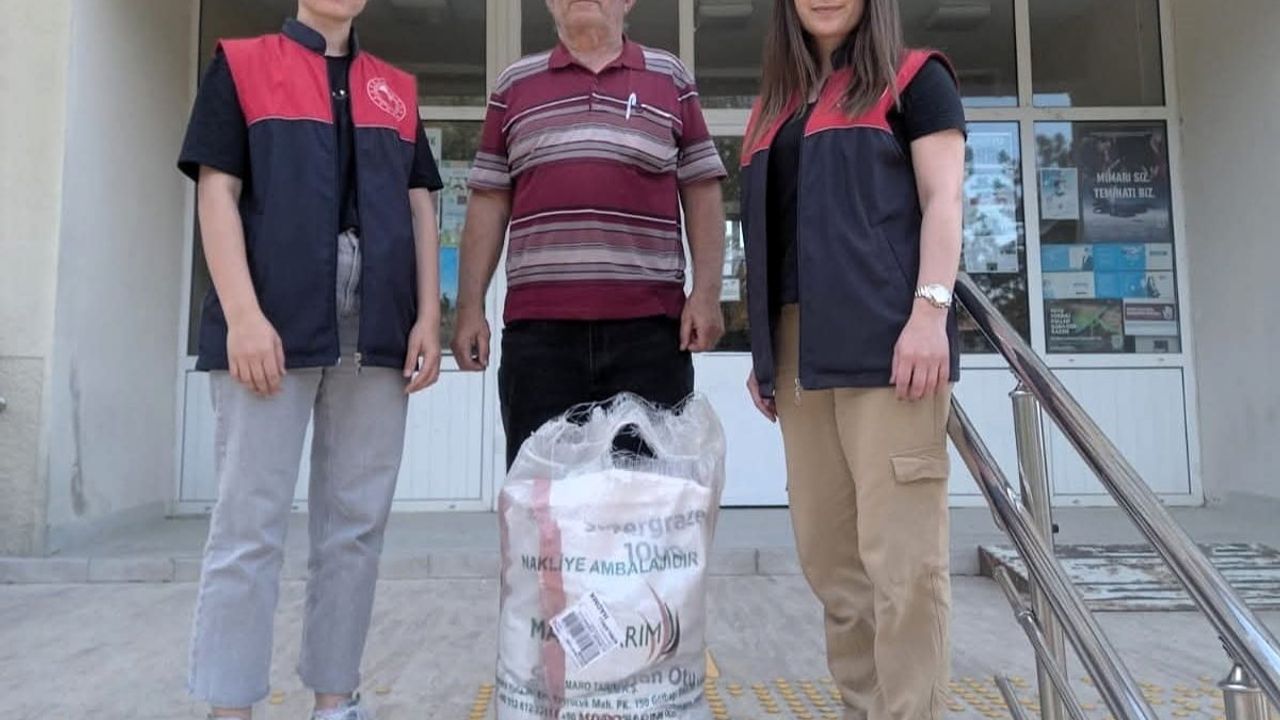 Kırklareli’de 22 üreticiye sorgum-sudanotu melezi tohumu dağıtıldı