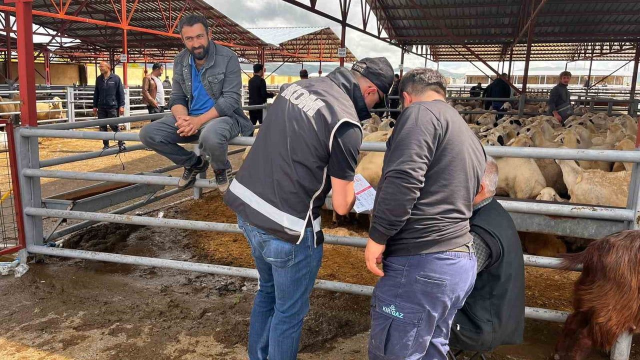 Kırşehir Emniyeti'nden kurban satış alanlarında dolandırıcılık uyarısı