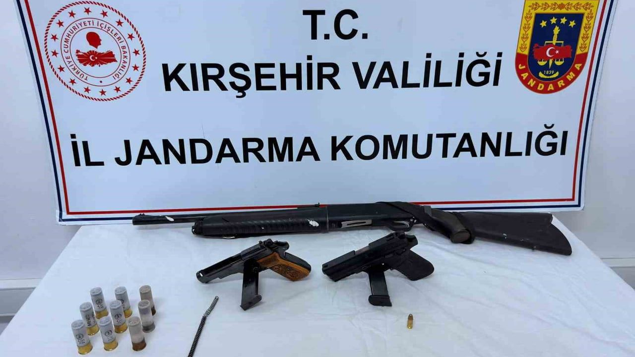 Kırşehir'in Kaman ilçesinde ruhsatsız silah operasyonu