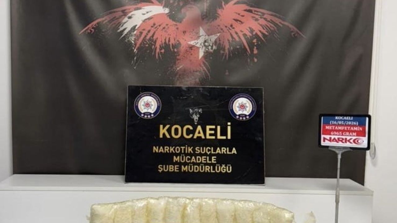 Kocaeli’de yolcu otobüsünde 7 kilogram metamfetamin ele geçirildi: 2 kişi tutuklandı