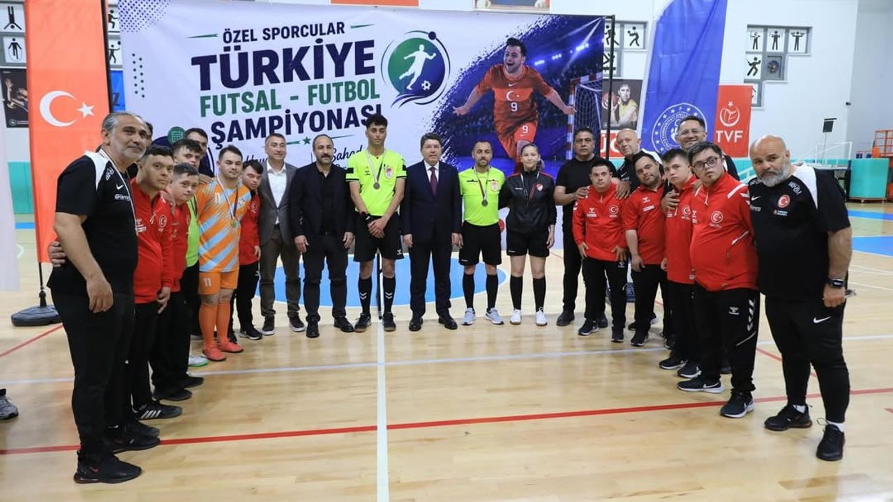 Kocasinan Belediyespor Down Sendromlu Takımı Bartın'da Türkiye Şampiyonu