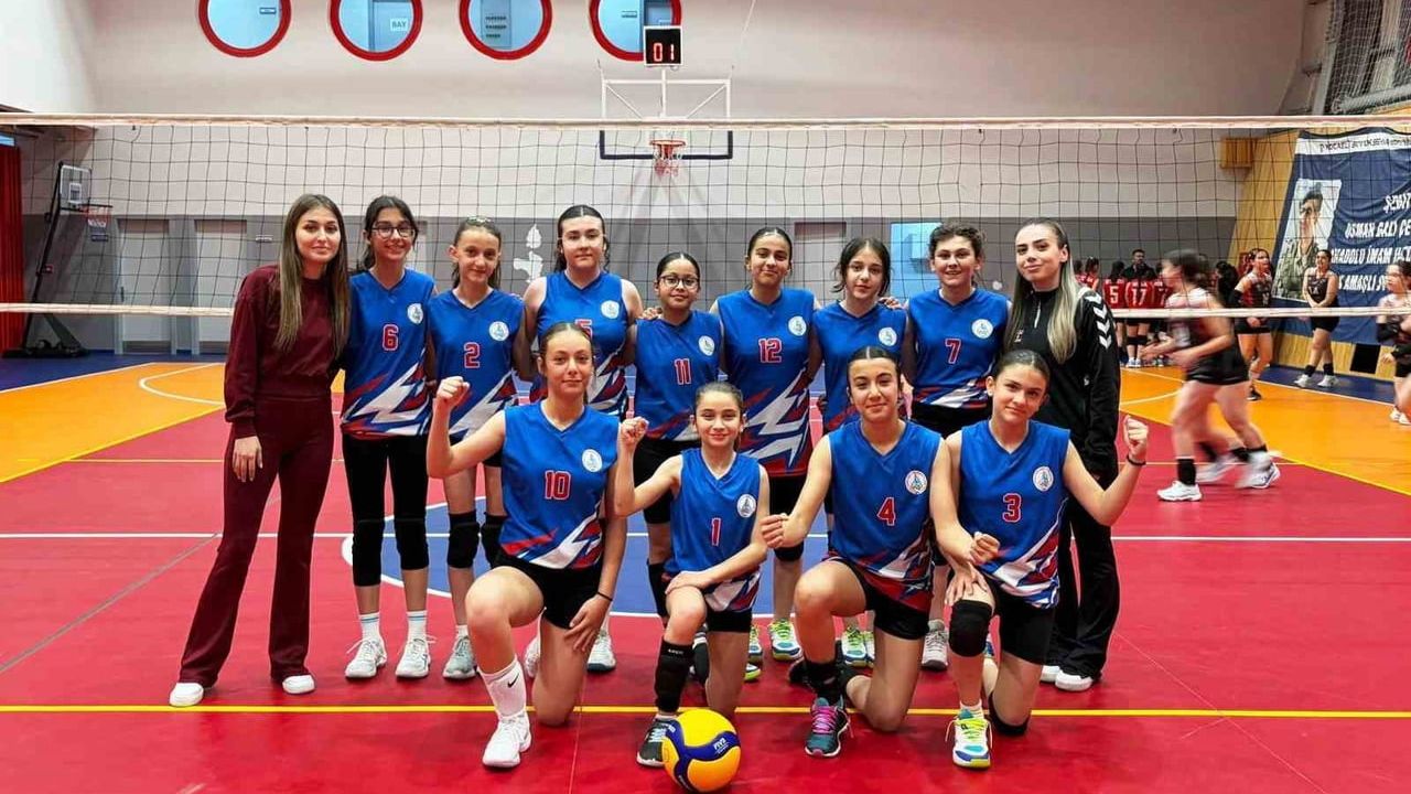 Körfez Gençlerbirliği Midi Kızlar, Kocaeli Midi Kızlar Gelişim Ligi'nde Sezona Galibiyetle Başladı