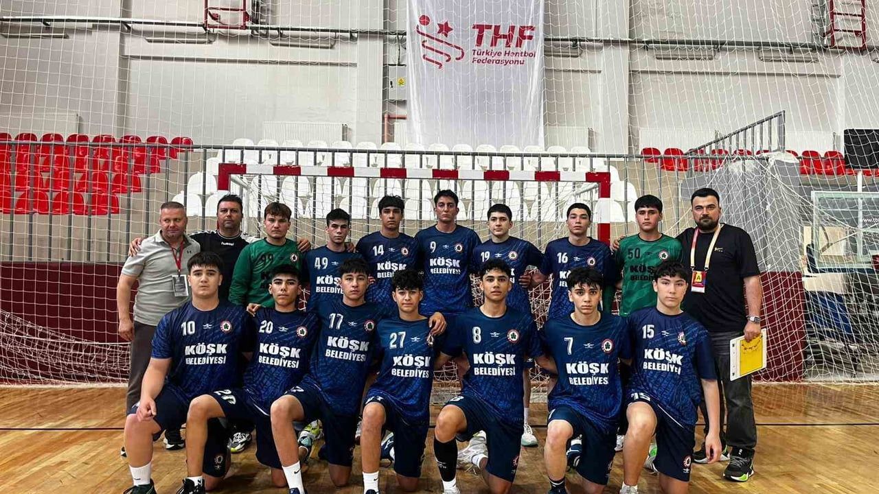 Köşk Belediyesi Doğan SK, Hentbol Küçük Erkekler Türkiye Şampiyonası'nda Türkiye Üçüncüsü