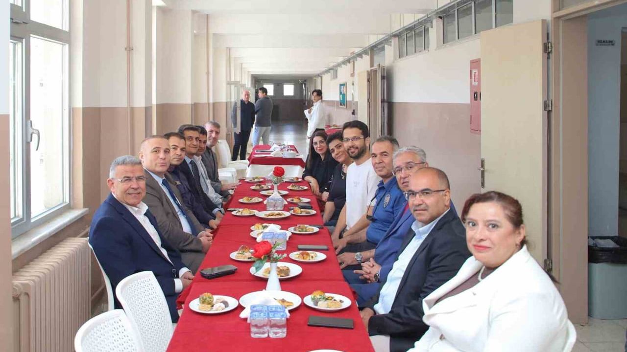 Köşk’te meslek lisesi öğrencileri 'Köşk Mutfağı' yarışmasında hünerlerini sergiledi