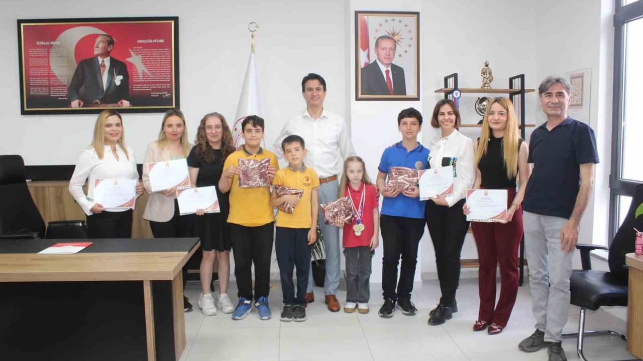 Köyceğiz'de Akıl ve Zeka Oyunları Turnuvası İl Birincileri Ödüllendirildi