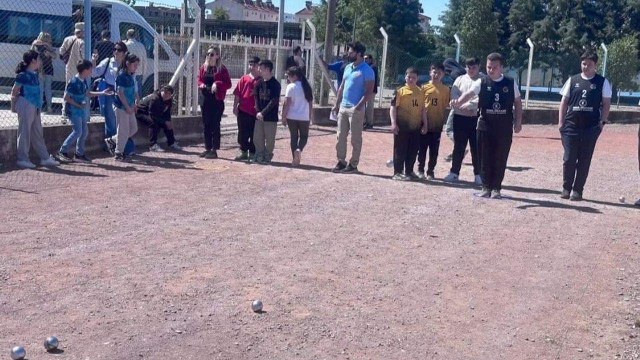 Köyceğiz Zeytinalanı Şeyh İlk/Ortaokulu Özel Eğitim Sınıfı Dalaman Bocce Turnuvası'nda İlçe Birincisi Oldu
