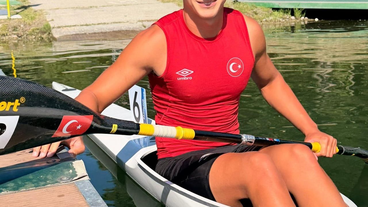 Köyceğizli kanocular Yıldırım ve Demir Bratislava’da 4 madalya kazandı