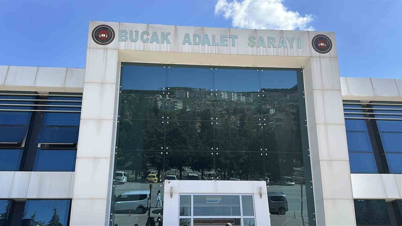 Kübra Yapıcı cinayetinde iki zanlı tutuklanma talebiyle adliyeye sevk edildi