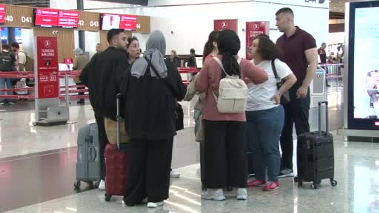 Kurban Bayramı tatilinin ilk gününde İstanbul Havalimanı'nda yoğunluk