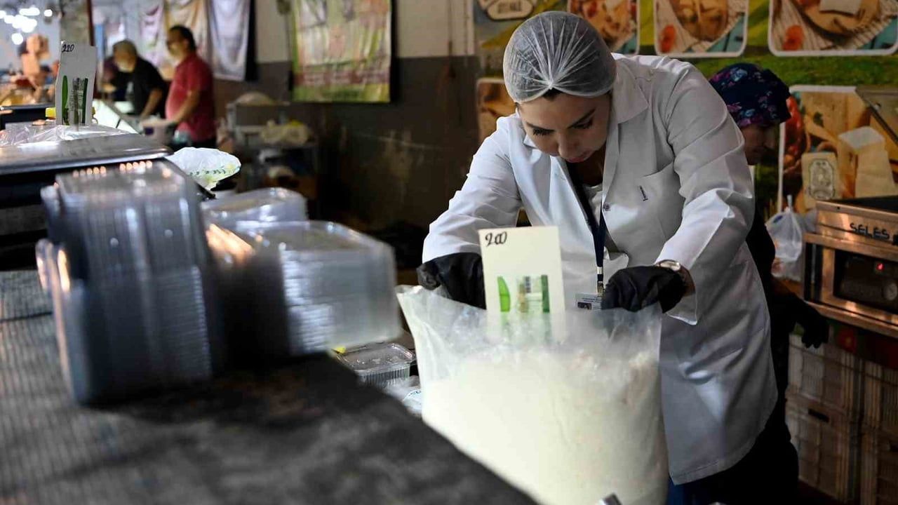 Kuşadası Belediyesi Kurban Bayramı Öncesi Gıda Denetimlerini Sıklaştırdı