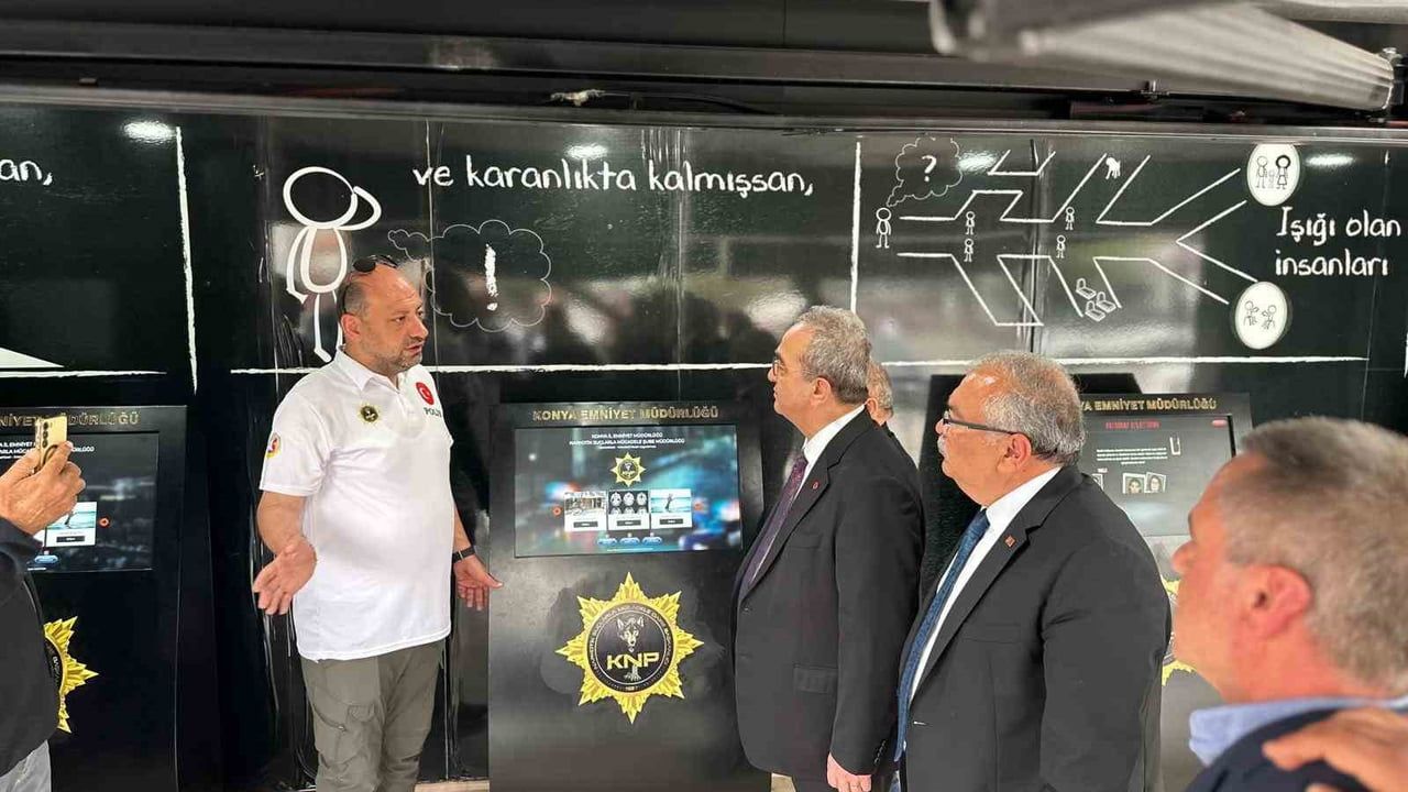 Kuşadası'nda gençlerin yoğun ilgi gösterdiği Narkotır eğitim aracı