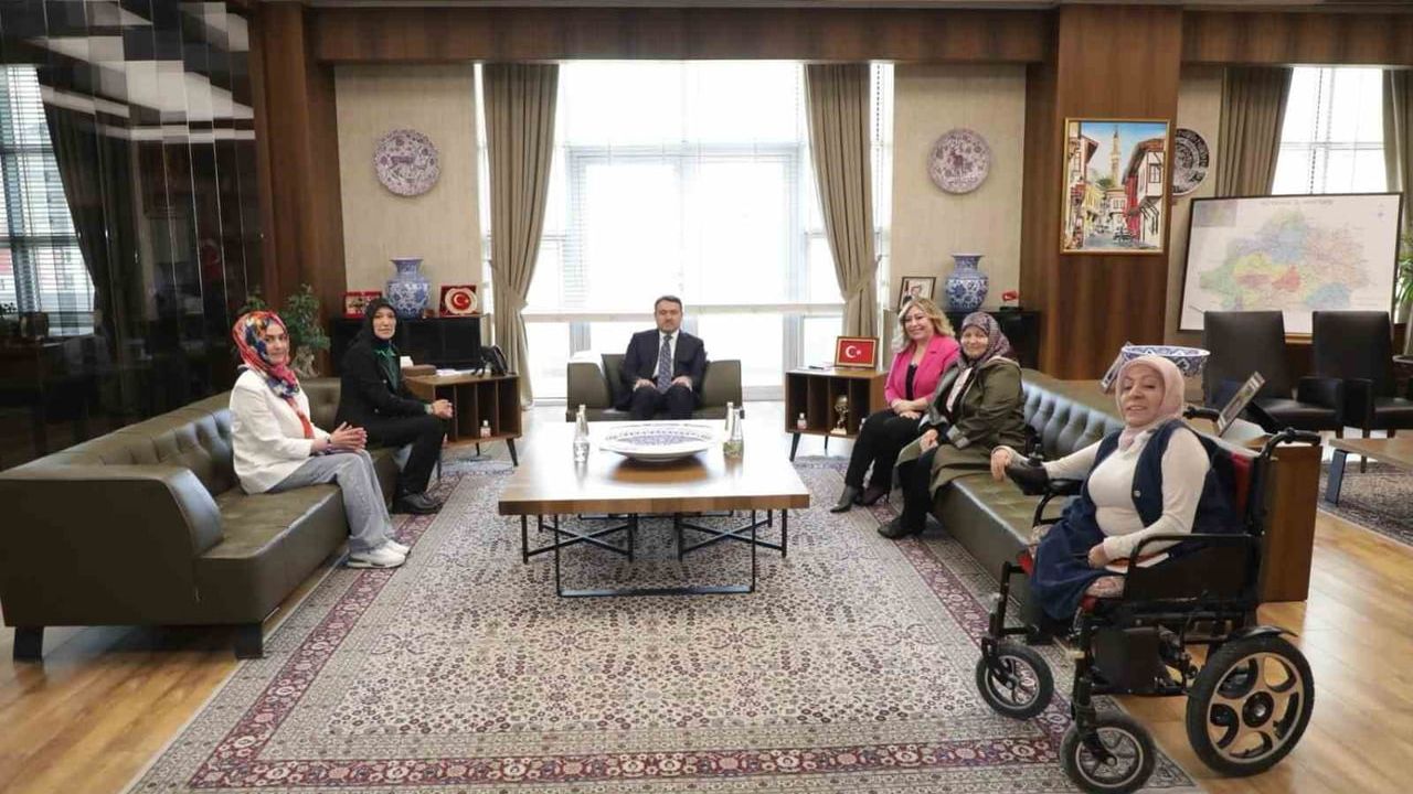 Kütahya'da 'Afetlerde Hayat Kurtaran Erişilebilirlik' Projesi Valilikte Tanıtıldı