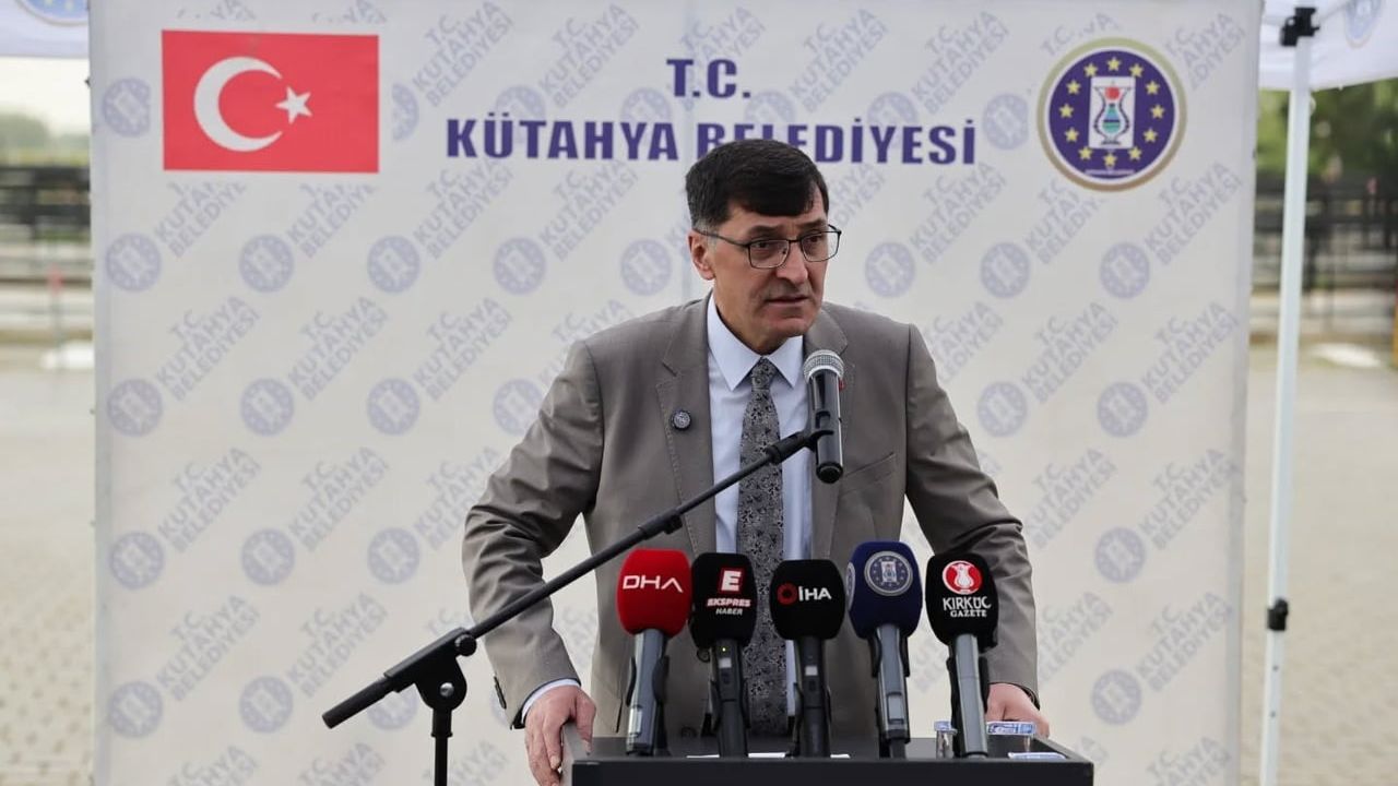 Kütahya’da Canlı Hayvan Pazarı Hizmete Açıldı