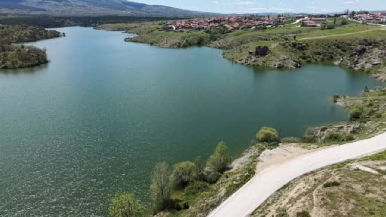 Kütahya'da Enne Barajı üç yıl aradan sonra yüzde 100 doluluğa ulaştı