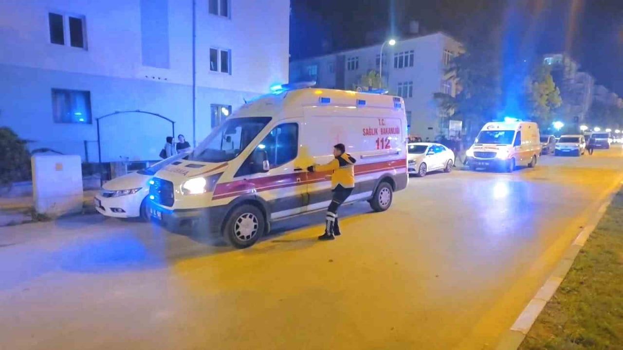 Kütahya'da motosikletli saldırı: İki genç bıçaklandı, şüpheli yakalandı