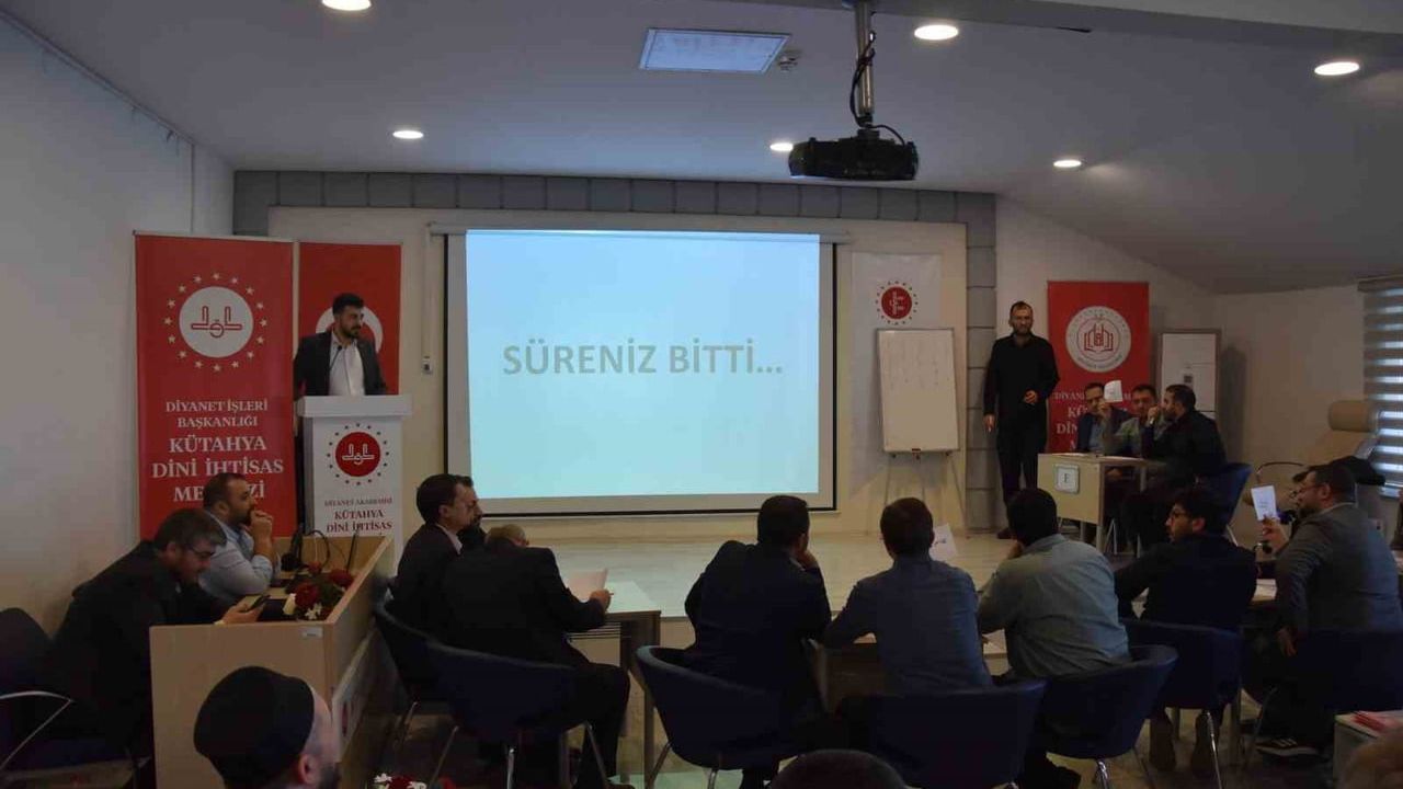 Kütahya Dini İhtisas Merkezi'nde kursiyerler arası bilgi yarışması düzenlendi