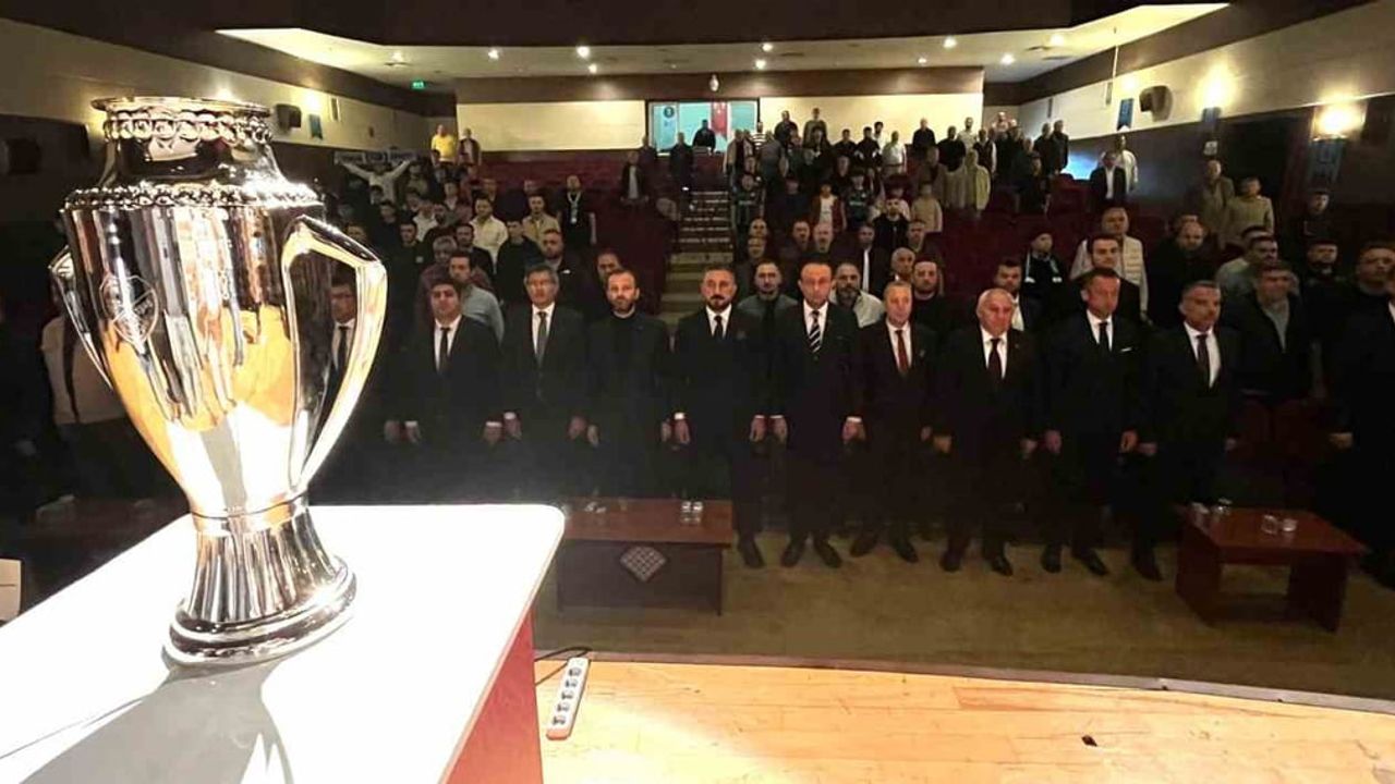 Kütahyaspor’da Hacı Osman Altınkaya yeniden başkan seçildi